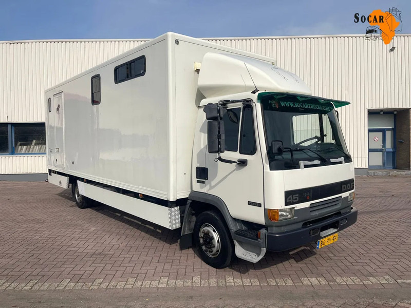 DAF LF 45.130 CLEAN HORSES NL-TRUCK - Van trasporto cavalli: foto 1 DAF LF 45.130 CLEAN HORSES NL-TRUCK - Van trasporto cavalli: foto 1