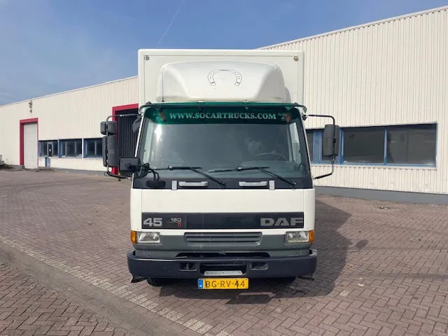 DAF LF 45.130 CLEAN HORSES NL-TRUCK - Van trasporto cavalli: foto 2 DAF LF 45.130 CLEAN HORSES NL-TRUCK - Van trasporto cavalli: foto 2
