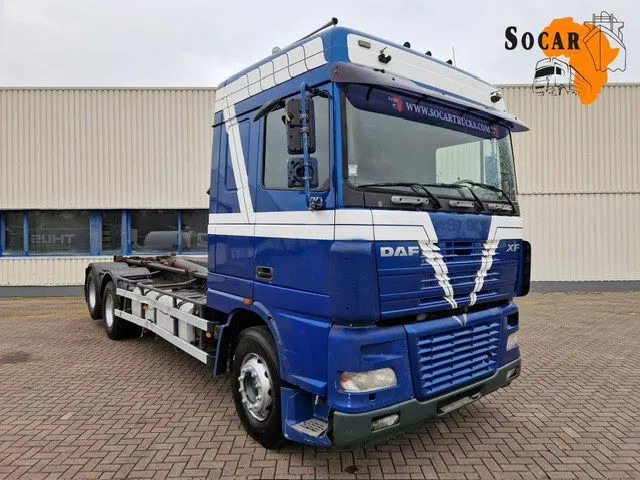 DAF XF 95.430 Euro 4 6x2 Manual-Gear - Autocarro telaio: foto 1 DAF XF 95.430 Euro 4 6x2 Manual-Gear - Autocarro telaio: foto 1