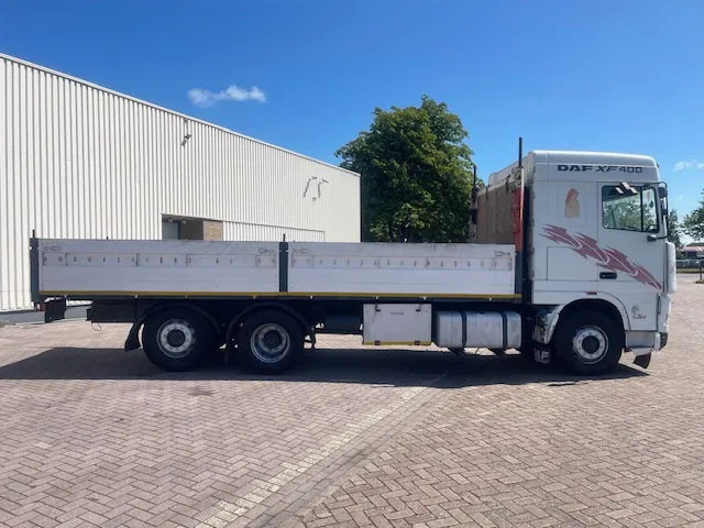 DAF XF 95 8 Tires (6x2) euro 2 - Autocarro con pianale/ Cassone fisso: foto 5 DAF XF 95 8 Tires (6x2) euro 2 - Autocarro con pianale/ Cassone fisso: foto 5