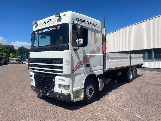DAF XF 95 8 Tires (6x2) euro 2 - Autocarro con pianale/ Cassone fisso: foto 3 DAF XF 95 8 Tires (6x2) euro 2 - Autocarro con pianale/ Cassone fisso: foto 3