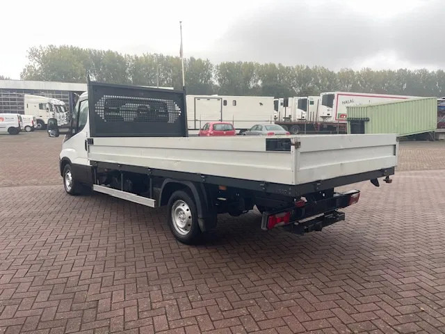 Iveco Daily 35S14 - Pick-up, Furgone doppia cabina: foto 5 Iveco Daily 35S14 - Pick-up, Furgone doppia cabina: foto 5