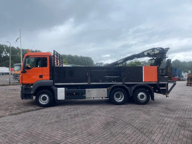 MAN TGS 26.320 6x2 Euro 5 met verrijdbare 14.000 R2 Kennis kraan '2008' met stempels - Camion con gru: foto 4 MAN TGS 26.320 6x2 Euro 5 met verrijdbare 14.000 R2 Kennis kraan '2008' met stempels - Camion con gru: foto 4