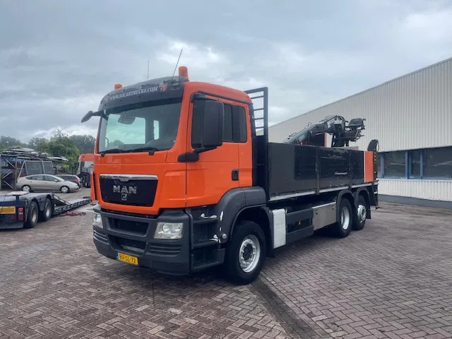 MAN TGS 26.320 6x2 Euro 5 met verrijdbare 14.000 R2 Kennis kraan '2008' met stempels - Camion con gru: foto 3 MAN TGS 26.320 6x2 Euro 5 met verrijdbare 14.000 R2 Kennis kraan '2008' met stempels - Camion con gru: foto 3