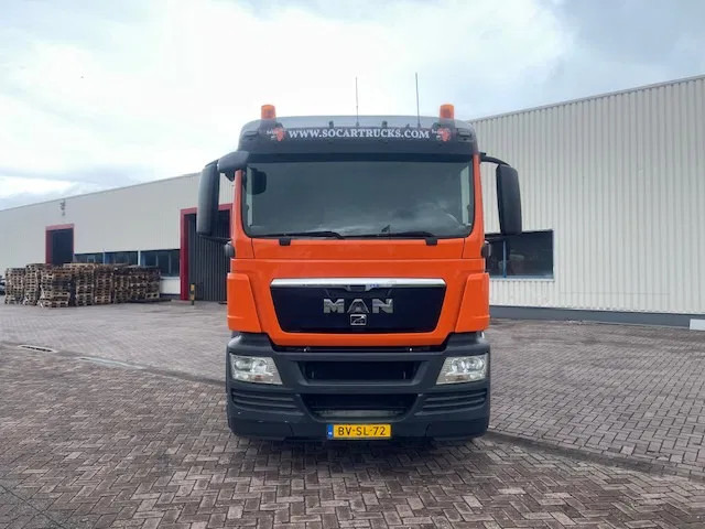 MAN TGS 26.320 6x2 Euro 5 met verrijdbare 14.000 R2 Kennis kraan '2008' met stempels - Camion con gru: foto 2 MAN TGS 26.320 6x2 Euro 5 met verrijdbare 14.000 R2 Kennis kraan '2008' met stempels - Camion con gru: foto 2