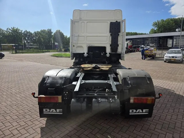 DAF XF 95.430 Manual gear Euro 3 - Trattore stradale: foto 5 DAF XF 95.430 Manual gear Euro 3 - Trattore stradale: foto 5