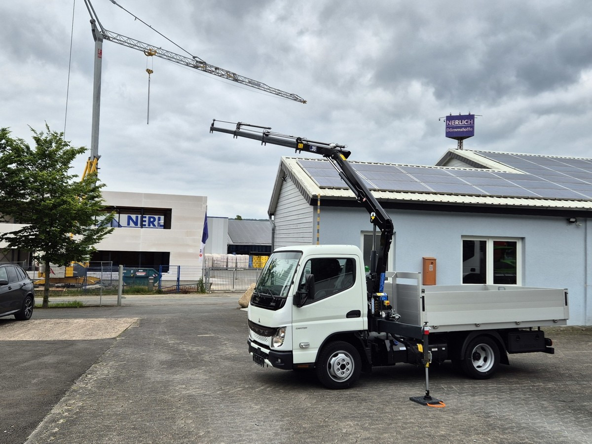 FUSO 3S15 Alu Pritsche 2.80m Ladekran - Furgone con cassone fisso: foto 4 FUSO 3S15 Alu Pritsche 2.80m Ladekran - Furgone con cassone fisso: foto 4