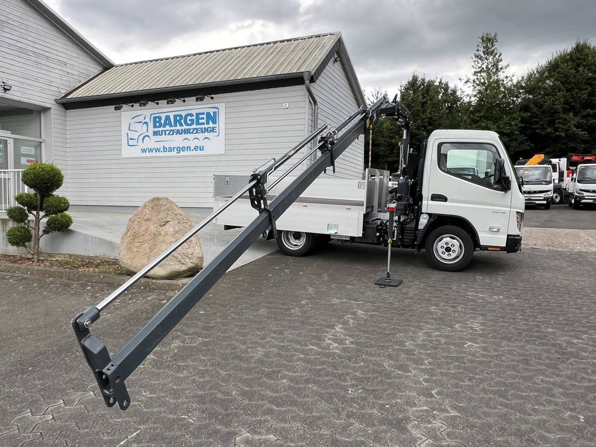 FUSO 3S15 Alu Pritsche 2.80m Ladekran - Furgone con cassone fisso: foto 3 FUSO 3S15 Alu Pritsche 2.80m Ladekran - Furgone con cassone fisso: foto 3