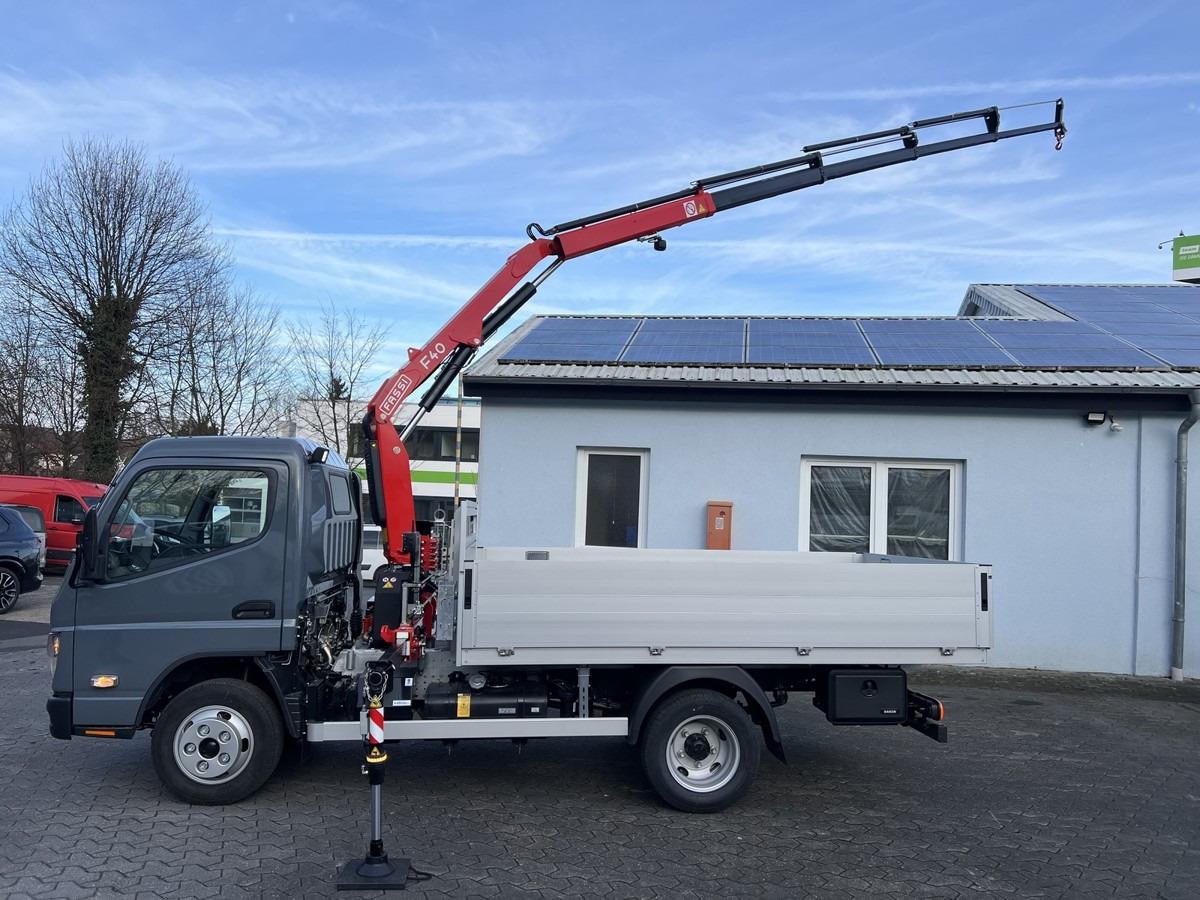 FUSO 6S15 Pritsche 3.0m Kran 4xhydr. Funk! - Furgone con cassone fisso: foto 1 FUSO 6S15 Pritsche 3.0m Kran 4xhydr. Funk! - Furgone con cassone fisso: foto 1