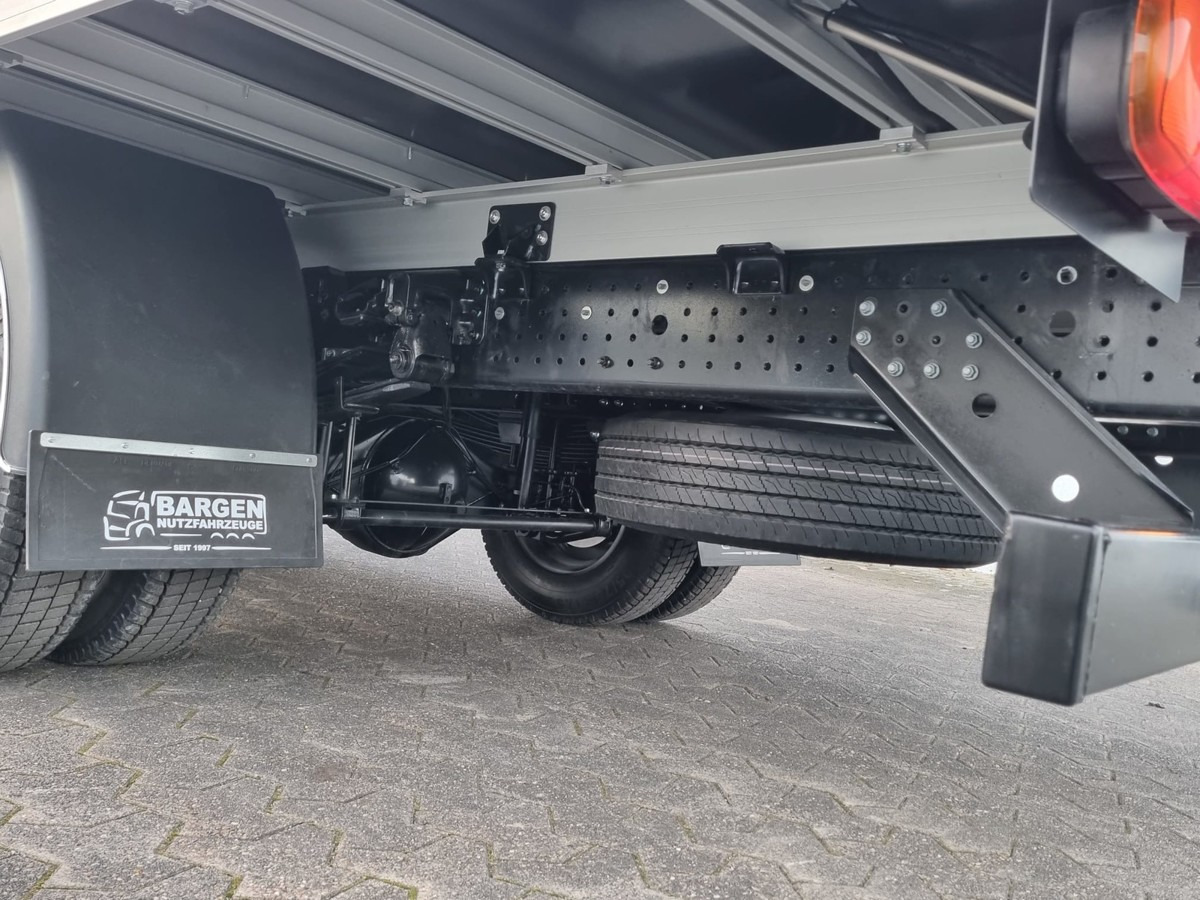 Furgone con cassone fisso nuovo FUSO FUSO 9C18 Canter Alu Pritsche 6.1m NL 4000kg!: foto 12