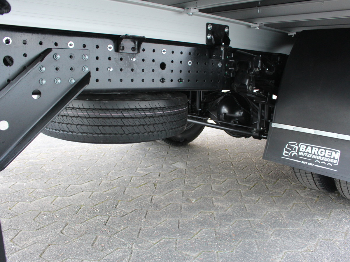 Furgone con cassone fisso nuovo FUSO FUSO 9C18 Canter Alu Pritsche 6.1m NL 4000kg!: foto 9