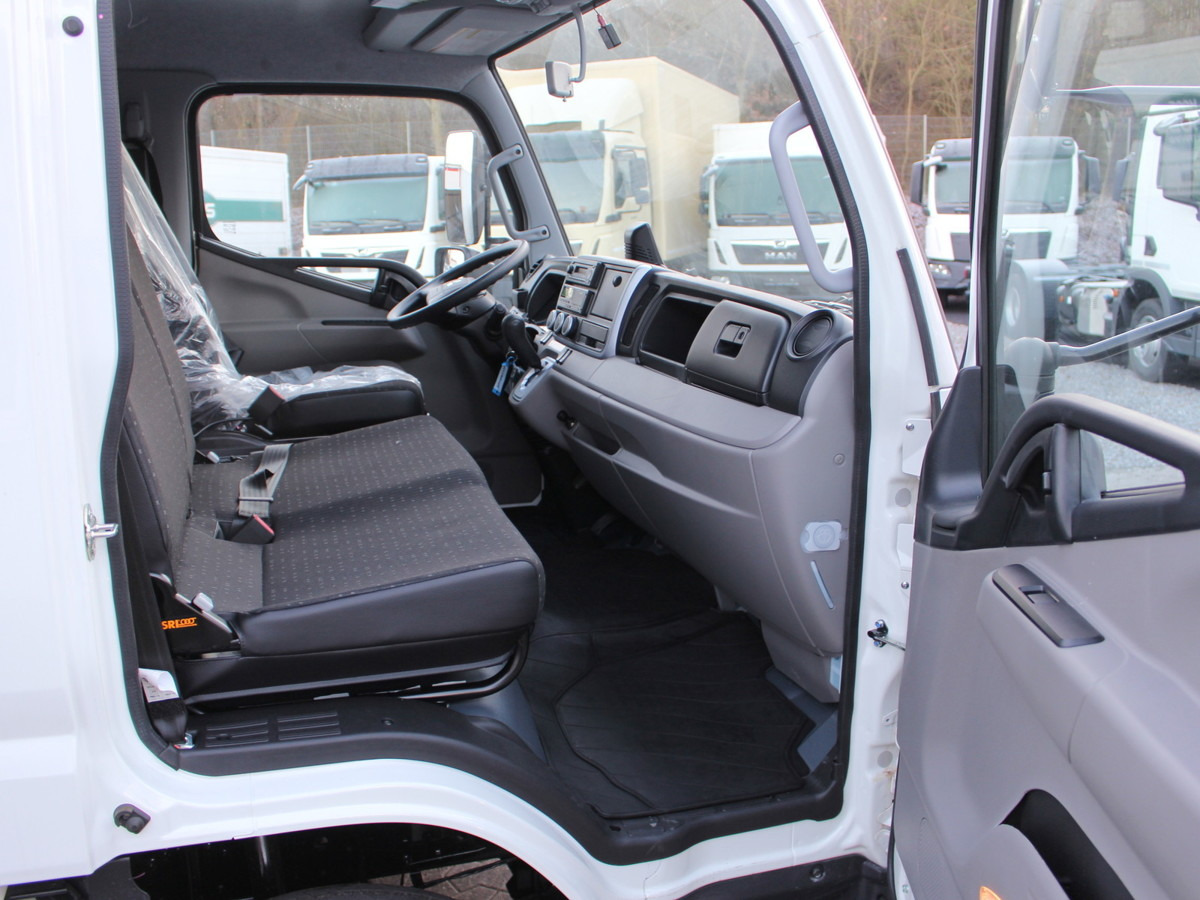 Foto d'interni 1: Furgone con cassone fisso nuovo FUSO FUSO 9C18 Canter Alu Pritsche 6.1m NL 4000kg!