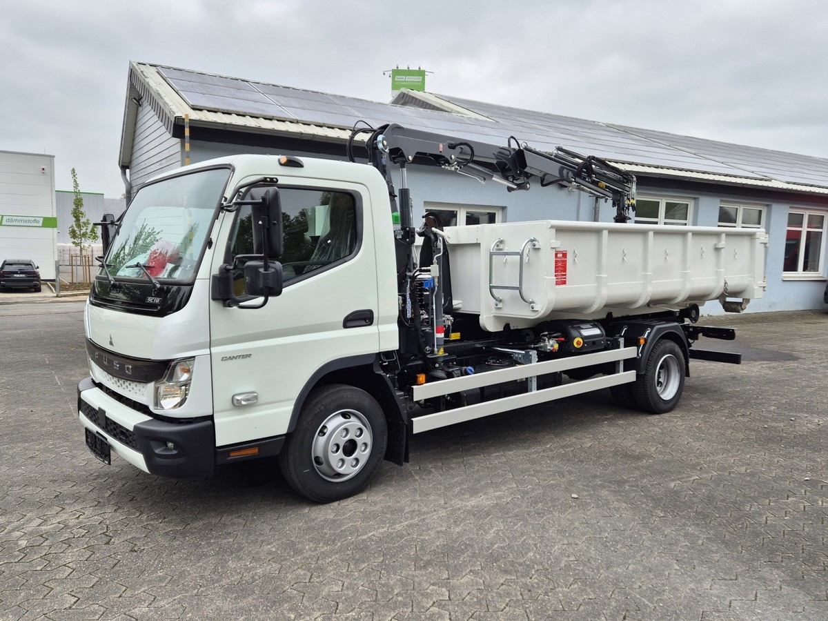 FUSO FUSO 9C18 City Abrollkipper + Ladekran m.Greifer - Autocarro scarrabile, Camion con gru: foto 2 FUSO FUSO 9C18 City Abrollkipper + Ladekran m.Greifer - Autocarro scarrabile, Camion con gru: foto 2
