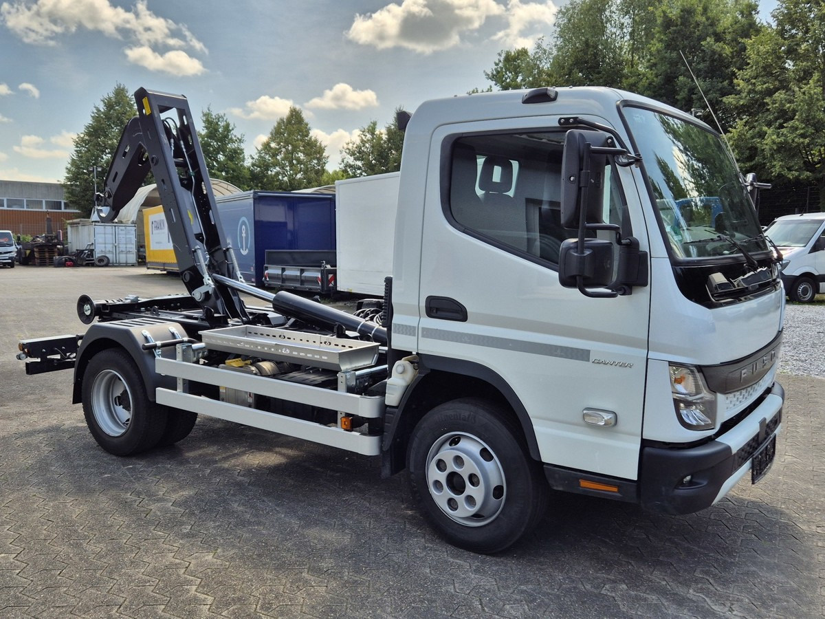 FUSO Fuso Canter 7C18 City Abrollkipper AHK Hooklift - Autocarro scarrabile: foto 4 FUSO Fuso Canter 7C18 City Abrollkipper AHK Hooklift - Autocarro scarrabile: foto 4