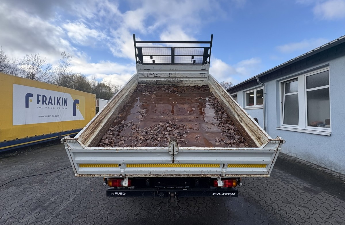 FUSO Meiller 3-Seiten Kipper Aufbau Bj. 2023 - Furgone ribaltabile: foto 3 FUSO Meiller 3-Seiten Kipper Aufbau Bj. 2023 - Furgone ribaltabile: foto 3