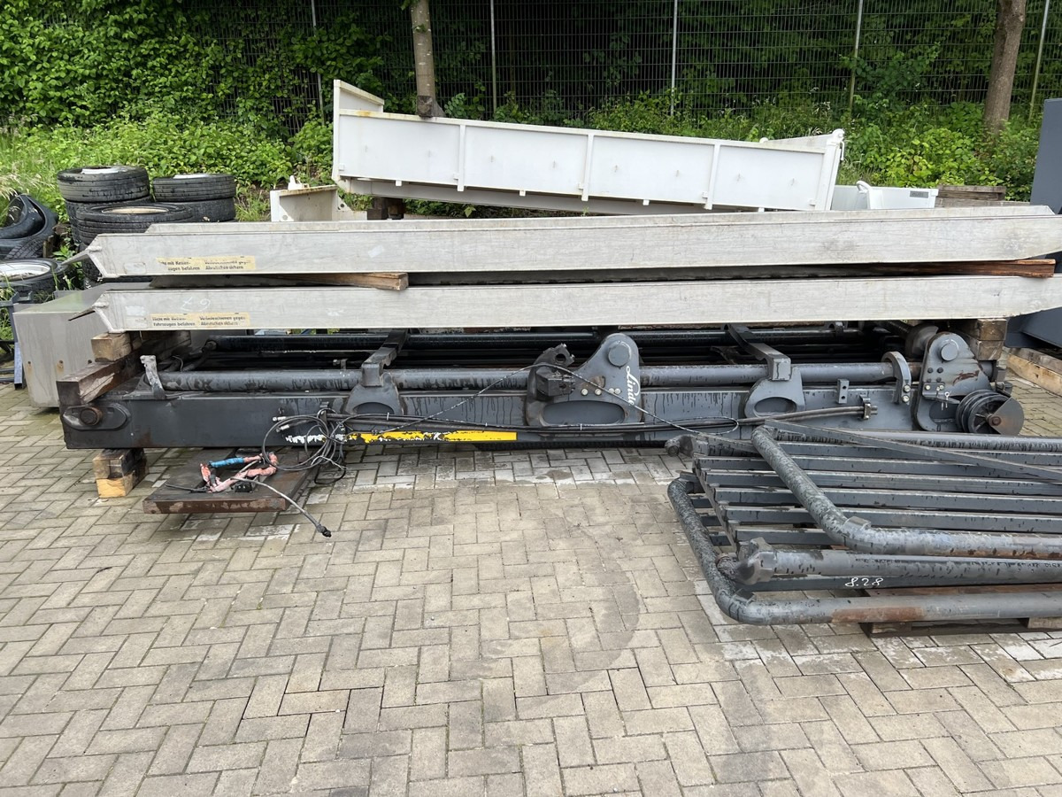 Leasing di LINDE H80D-02 Diesel Bj. 2013,  3 x vorh. LINDE H80D-02 Diesel Bj. 2013,  3 x vorh.: foto 6