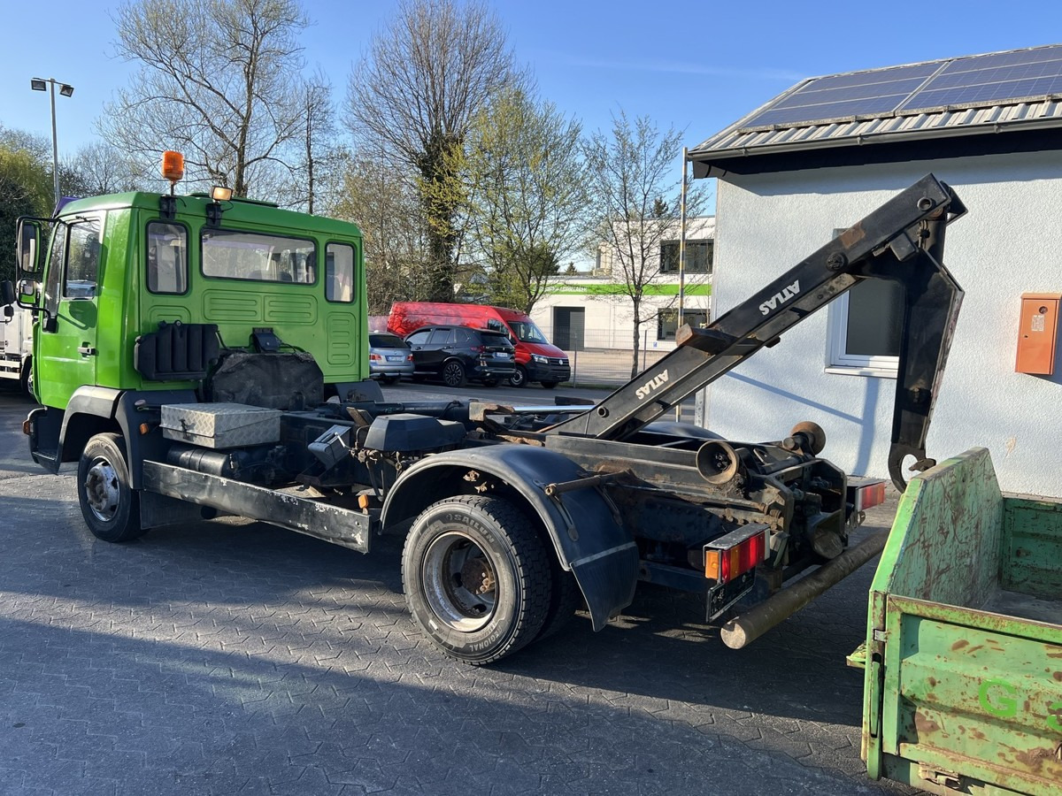 MAN 8.224 L2000 City Abrollkipper Atlas ARK52A inkl. - Autocarro scarrabile: foto 4 MAN 8.224 L2000 City Abrollkipper Atlas ARK52A inkl. - Autocarro scarrabile: foto 4