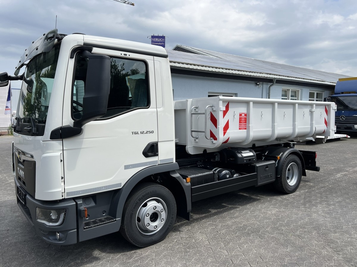 MAN TGL 12.250 BL NEU City Abrollkipper PowerMatic s - Autocarro scarrabile: foto 3 MAN TGL 12.250 BL NEU City Abrollkipper PowerMatic s - Autocarro scarrabile: foto 3