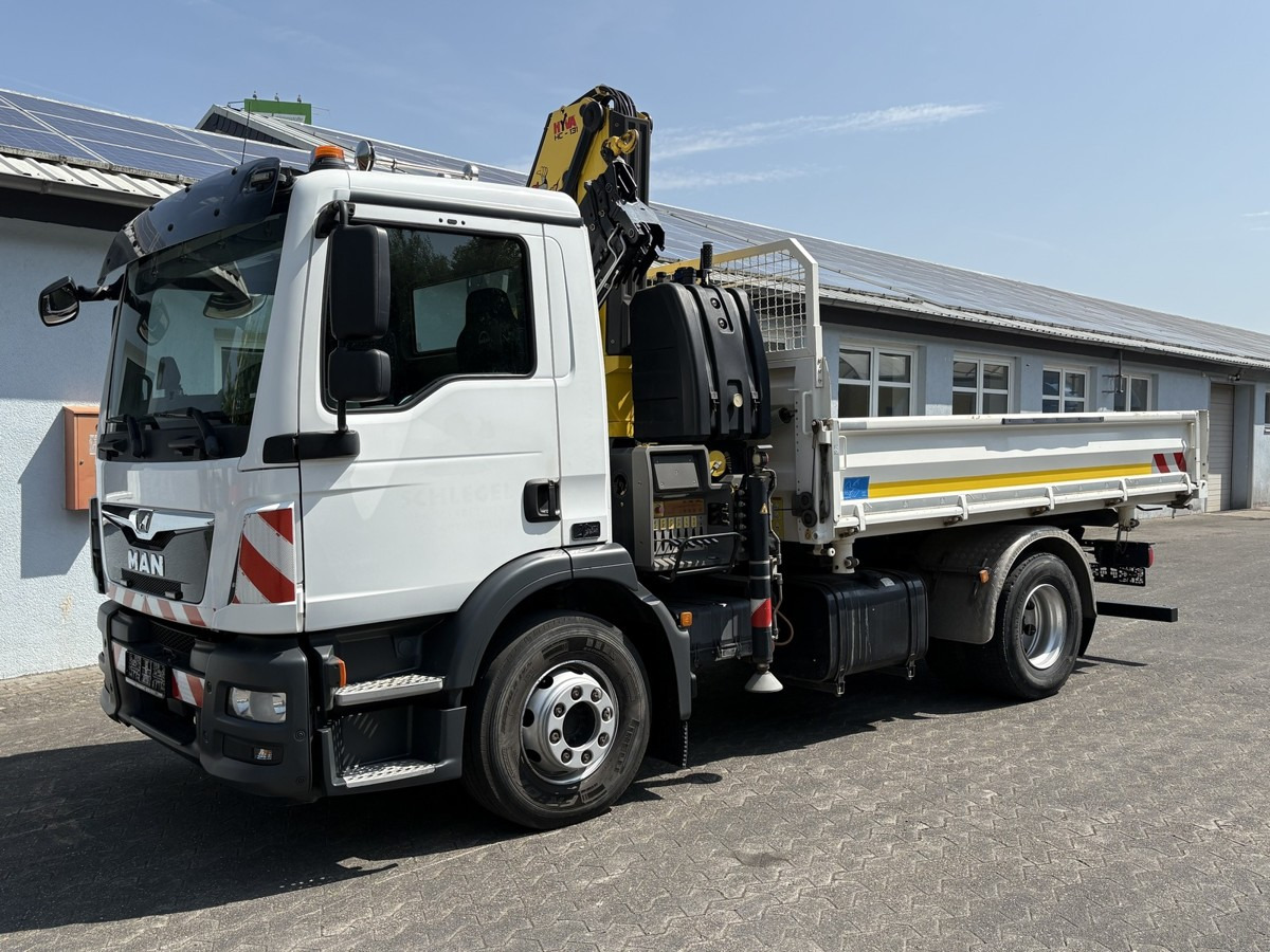 MAN TGM 15.290 BL 3-Seiten Kipper Kran (Funk) sofort - Autocarro ribaltabile, Camion con gru: foto 1 MAN TGM 15.290 BL 3-Seiten Kipper Kran (Funk) sofort - Autocarro ribaltabile, Camion con gru: foto 1