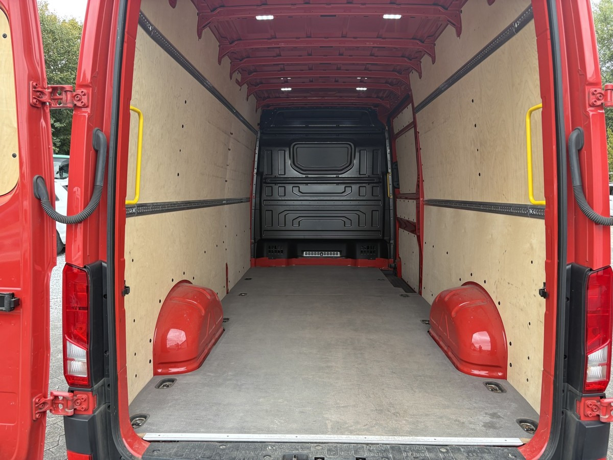 Leasing di VW Crafter 35 Maxi L4H3 1Hand PDC sofort verfügbar! VW Crafter 35 Maxi L4H3 1Hand PDC sofort verfügbar!: foto 7