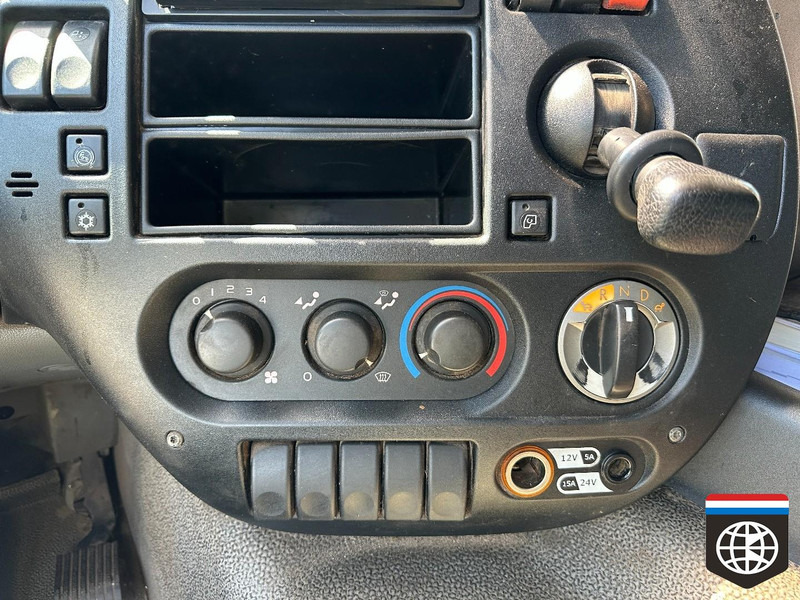 Leasing di DAF FA CF 75 DAF FA CF 75: foto 10 Leasing di DAF FA CF 75 DAF FA CF 75: foto 10