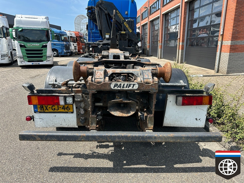 DAF FAK XF105 510 * MANUAL 16x ZF ** PALLFINGER PK20002 ** PALIFT HOOK 25t ** 8X2/4 - Camion con gru: foto 5 DAF FAK XF105 510 * MANUAL 16x ZF ** PALLFINGER PK20002 ** PALIFT HOOK 25t ** 8X2/4 - Camion con gru: foto 5