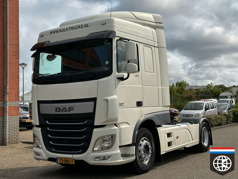 DAF XF 460 FT RETARDER - Full spoiler - 2x tank - Trattore stradale: foto 2 DAF XF 460 FT RETARDER - Full spoiler - 2x tank - Trattore stradale: foto 2