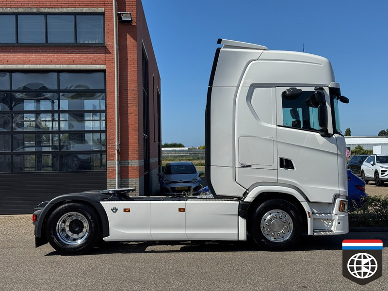 Scania 590 S DOUBLE PTO - FULL SPOILER - NEW - Trattore stradale: foto 4 Scania 590 S DOUBLE PTO - FULL SPOILER - NEW - Trattore stradale: foto 4