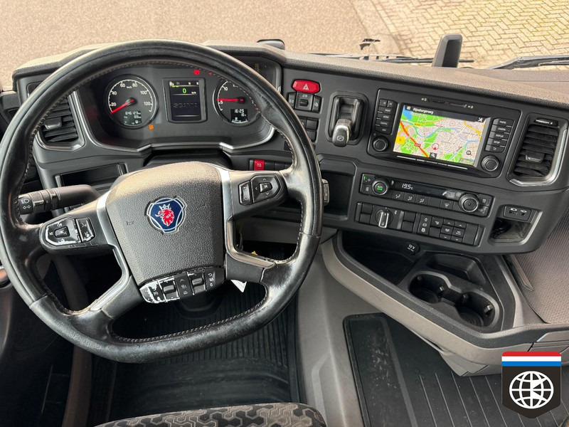 Scania R450 euro 6 D - Retarder - Night A/C - CLEAN TRUCK - full spoiler - Trattore stradale: foto 4 Scania R450 euro 6 D - Retarder - Night A/C - CLEAN TRUCK - full spoiler - Trattore stradale: foto 4