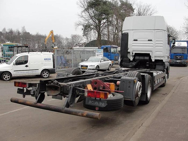 MAN 26.460 6X2 - Autocarro telaio: foto 4 MAN 26.460 6X2 - Autocarro telaio: foto 4
