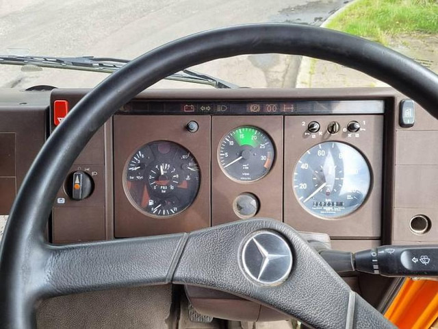 Spazzatrice stradale Mercedes-Benz 1314 KO: foto 9