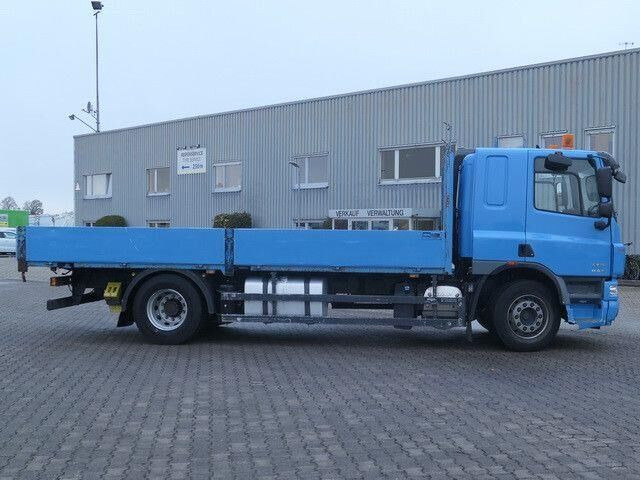 DAF CF 75.360 4x2, Retarder, Klima, AHK, Gerüstbau - Autocarro con pianale/ Cassone fisso: foto 2 DAF CF 75.360 4x2, Retarder, Klima, AHK, Gerüstbau - Autocarro con pianale/ Cassone fisso: foto 2