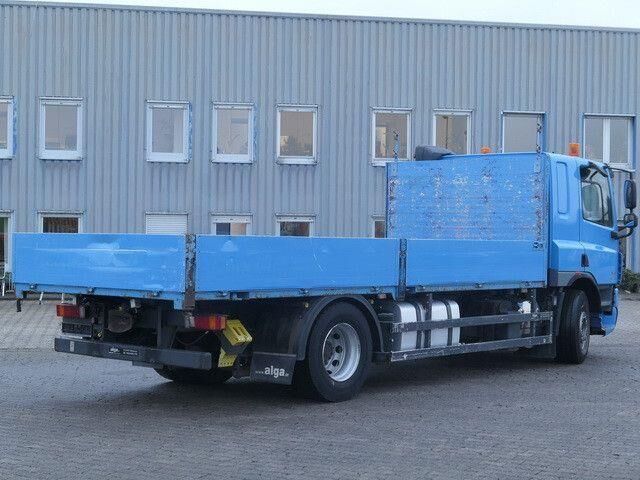 DAF CF 75.360 4x2, Retarder, Klima, AHK, Gerüstbau - Autocarro con pianale/ Cassone fisso: foto 3 DAF CF 75.360 4x2, Retarder, Klima, AHK, Gerüstbau - Autocarro con pianale/ Cassone fisso: foto 3