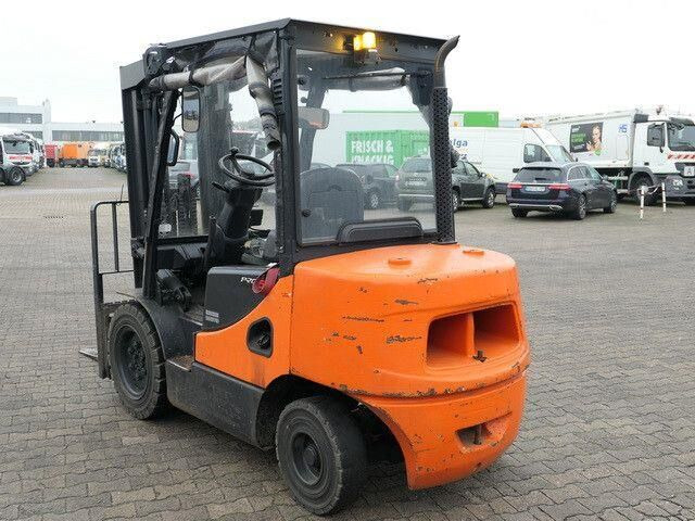 Doosan D35 C-5, 6m Hubhöhe, Freihub, 3,5to. Traglast - Carrello elevatore diesel: foto 4 Doosan D35 C-5, 6m Hubhöhe, Freihub, 3,5to. Traglast - Carrello elevatore diesel: foto 4