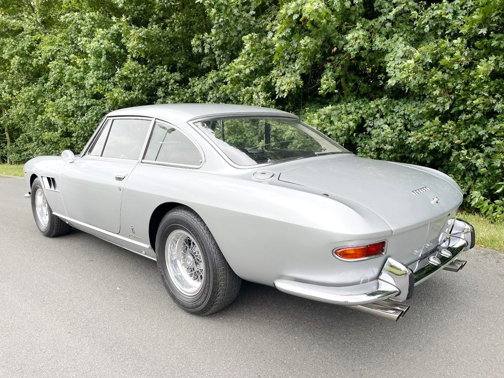 Ferrari 330 GT Coupe 2+2/TÜV neu/H-Zulassung - Autovettura: foto 5 Ferrari 330 GT Coupe 2+2/TÜV neu/H-Zulassung - Autovettura: foto 5