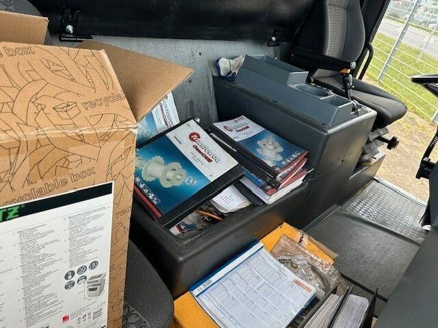 Grove GMK6300 KRAN 300/330 Tonnen - Gru a torre: foto 4 Grove GMK6300 KRAN 300/330 Tonnen - Gru a torre: foto 4