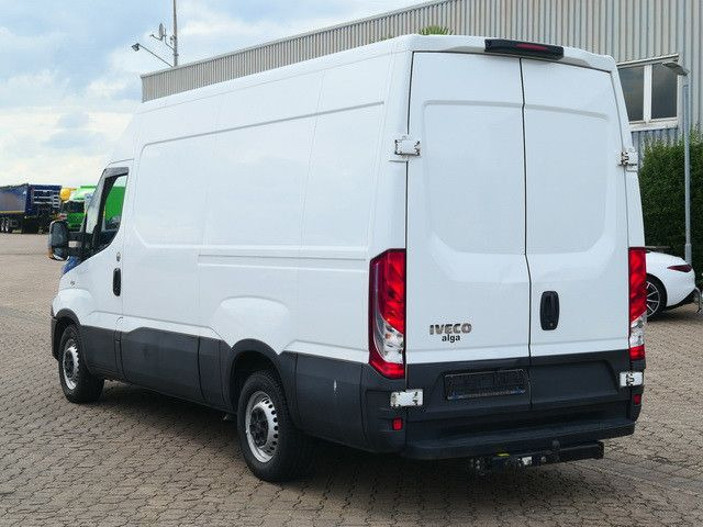 Iveco Daily 35S14/Hochdach/AHK/Klima - Furgone chiuso: foto 2 Iveco Daily 35S14/Hochdach/AHK/Klima - Furgone chiuso: foto 2