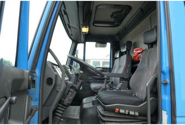 Iveco ML 75 E 4x2, Plattform, 3. Sitz, Luftfederung - Autocarro con pianale/ Cassone fisso: foto 5 Iveco ML 75 E 4x2, Plattform, 3. Sitz, Luftfederung - Autocarro con pianale/ Cassone fisso: foto 5