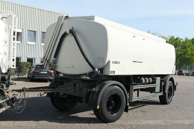 Kässbohrer TA 20 B, 3 Kammern, 21m³,Oben- u. Untenbefüllung - Rimorchio cisterna: foto 2 Kässbohrer TA 20 B, 3 Kammern, 21m³,Oben- u. Untenbefüllung - Rimorchio cisterna: foto 2