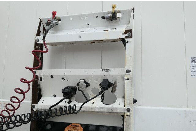 Semirimorchio furgonato Krone SD, Schlüssellochblech, Luft-Lift, SAF-Achsen: foto 13 Semirimorchio furgonato Krone SD, Schlüssellochblech, Luft-Lift, SAF-Achsen: foto 13