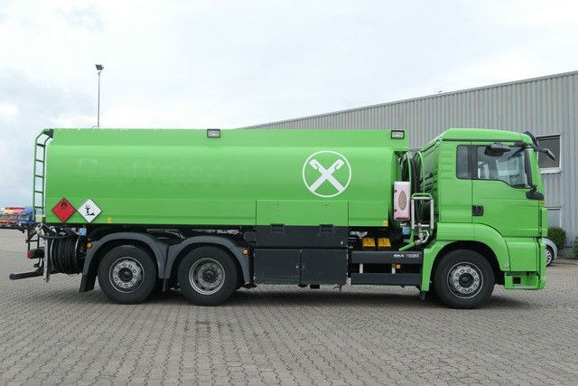 MAN 26.400 TGS 6x2, Esterer, Unten- u. Obenbefüllung - Camion cisterna: foto 2 MAN 26.400 TGS 6x2, Esterer, Unten- u. Obenbefüllung - Camion cisterna: foto 2