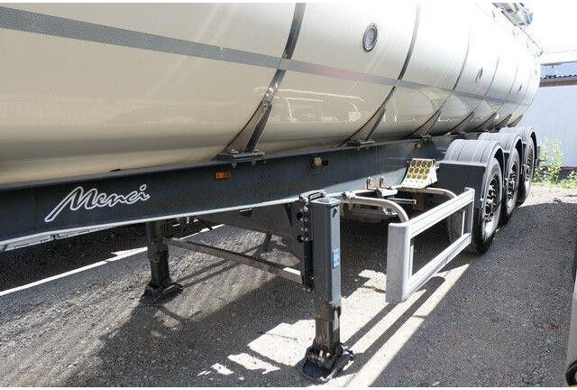 Menci SA 105, isoliert, 32m³, 4 Kammern, Alu-Felgen - Semirimorchio cisterna: foto 5 Menci SA 105, isoliert, 32m³, 4 Kammern, Alu-Felgen - Semirimorchio cisterna: foto 5