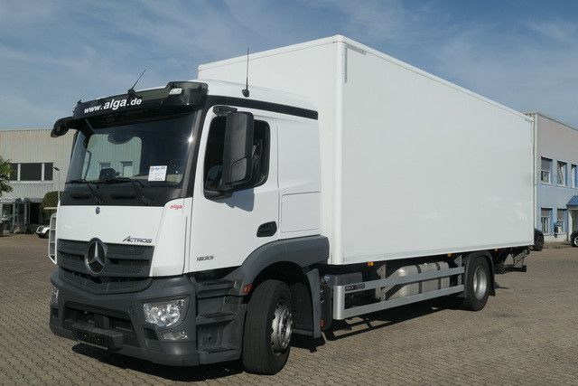 Mercedes-Benz 1833 L Actros 4x2, LBW, AHK, 7.340mm lang, Klima - Autocarro furgonato: foto 4 Mercedes-Benz 1833 L Actros 4x2, LBW, AHK, 7.340mm lang, Klima - Autocarro furgonato: foto 4