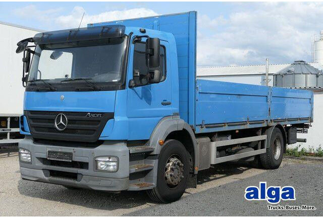 Mercedes-Benz 1833 L Axor 4x2, 7.200mm lang, AHK, Gerüst,Klima - Autocarro con pianale/ Cassone fisso: foto 1 Mercedes-Benz 1833 L Axor 4x2, 7.200mm lang, AHK, Gerüst,Klima - Autocarro con pianale/ Cassone fisso: foto 1