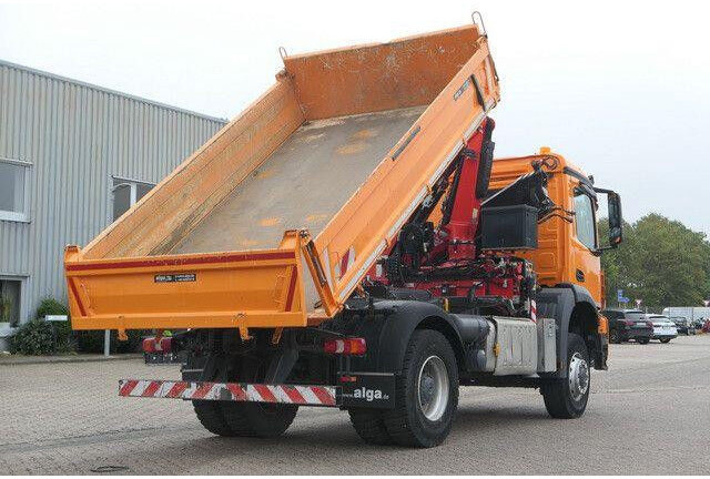 Mercedes-Benz 1835 AK Arocs 4x4, Meiller, Fassi F135AC, Funk - Autocarro ribaltabile: foto 3 Mercedes-Benz 1835 AK Arocs 4x4, Meiller, Fassi F135AC, Funk - Autocarro ribaltabile: foto 3