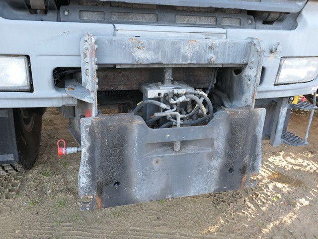 Mercedes-Benz 2035 AK Actros 4x4, Kehrmaschine Schmidt, Allrad - Spazzatrice stradale: foto 5 Mercedes-Benz 2035 AK Actros 4x4, Kehrmaschine Schmidt, Allrad - Spazzatrice stradale: foto 5