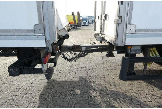 Mercedes-Benz 2543 L Antos 6x2, 37 Paletten, Kompl. Zug, TOP - Autocarro frigorifero: foto 5 Mercedes-Benz 2543 L Antos 6x2, 37 Paletten, Kompl. Zug, TOP - Autocarro frigorifero: foto 5