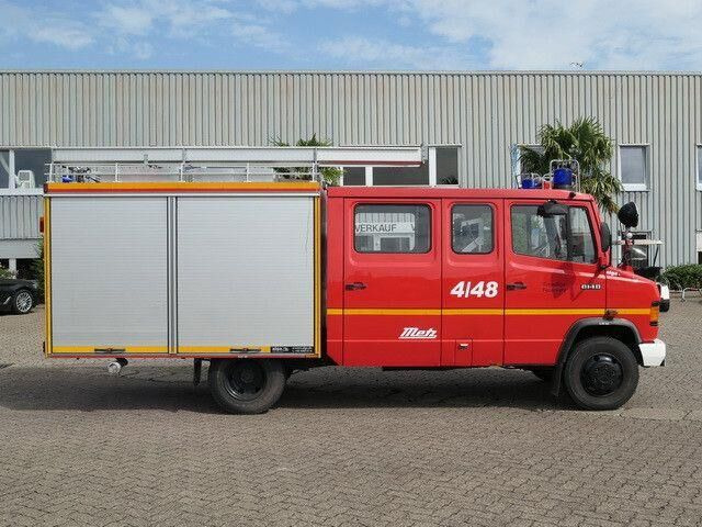 Mercedes-Benz 814 D/Feuerwehr/Metz/Wassertank/Pumpe - Autopompa: foto 2 Mercedes-Benz 814 D/Feuerwehr/Metz/Wassertank/Pumpe - Autopompa: foto 2
