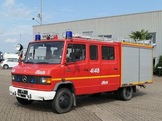 Mercedes-Benz 814 D/Feuerwehr/Metz/Wassertank/Pumpe - Autopompa: foto 4 Mercedes-Benz 814 D/Feuerwehr/Metz/Wassertank/Pumpe - Autopompa: foto 4