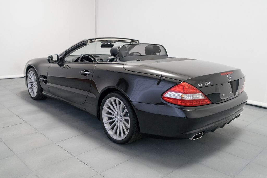 Mercedes-Benz SL 500/550, erst 39 Tkm., TOP Zustand/TÜV neu! - Autovettura: foto 4 Mercedes-Benz SL 500/550, erst 39 Tkm., TOP Zustand/TÜV neu! - Autovettura: foto 4